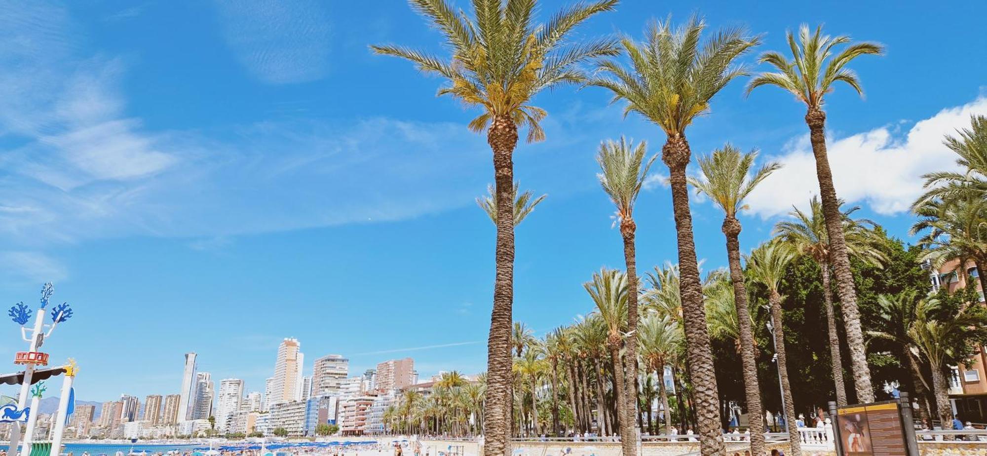 Apartamento “La Guapa” Benidorm! Luaran gambar