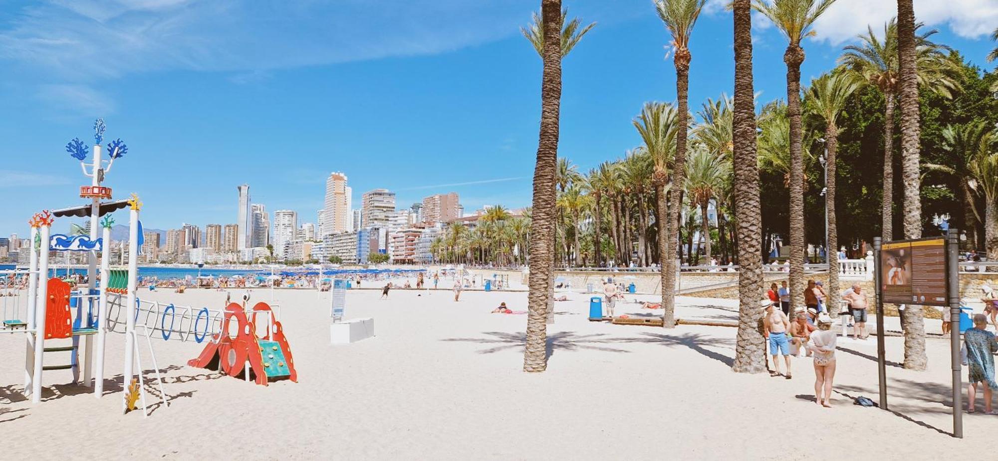 Apartamento “La Guapa” Benidorm! Luaran gambar
